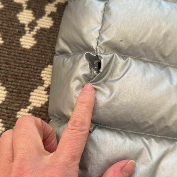 Arctica Silver Puffer - Picture 7 of 7